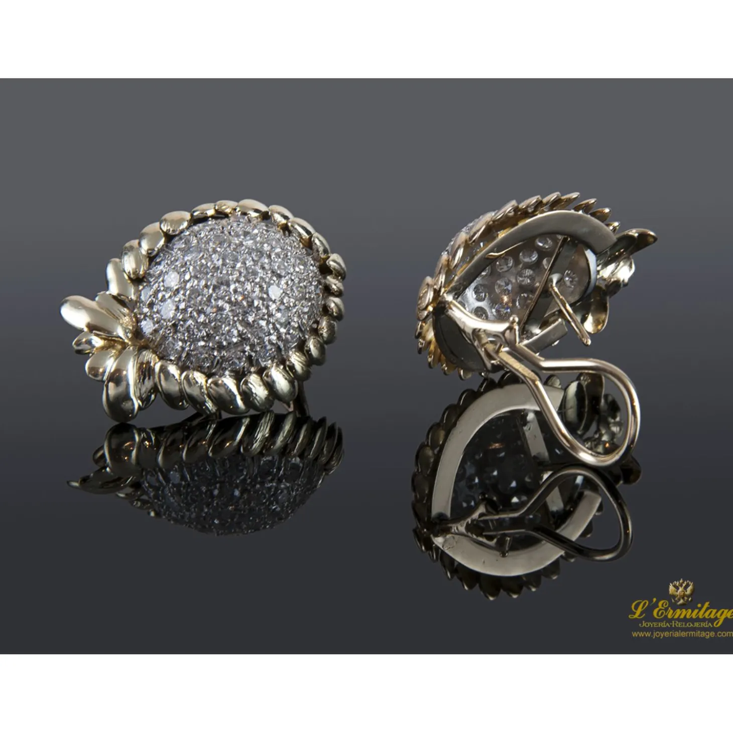 PENDIENTES Pendientes oro amarillo oro amarillo y cuajado de diamantes.