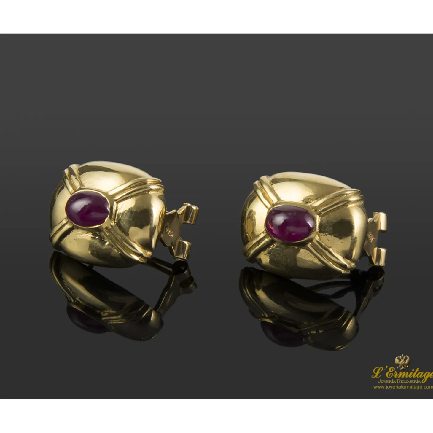 PENDIENTES Pendientes realizados en oro amarillo y rubíes