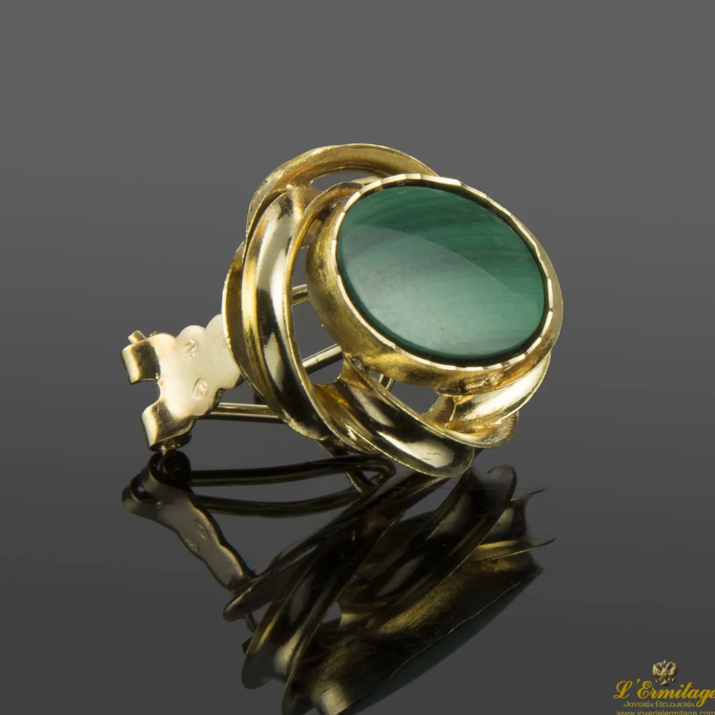 PENDIENTES Pendientes realizados en oro amarillo con malaquitas talla oval