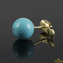 PENDIENTES Pendientes realizados en oro amarillo y bolas de turquesa.