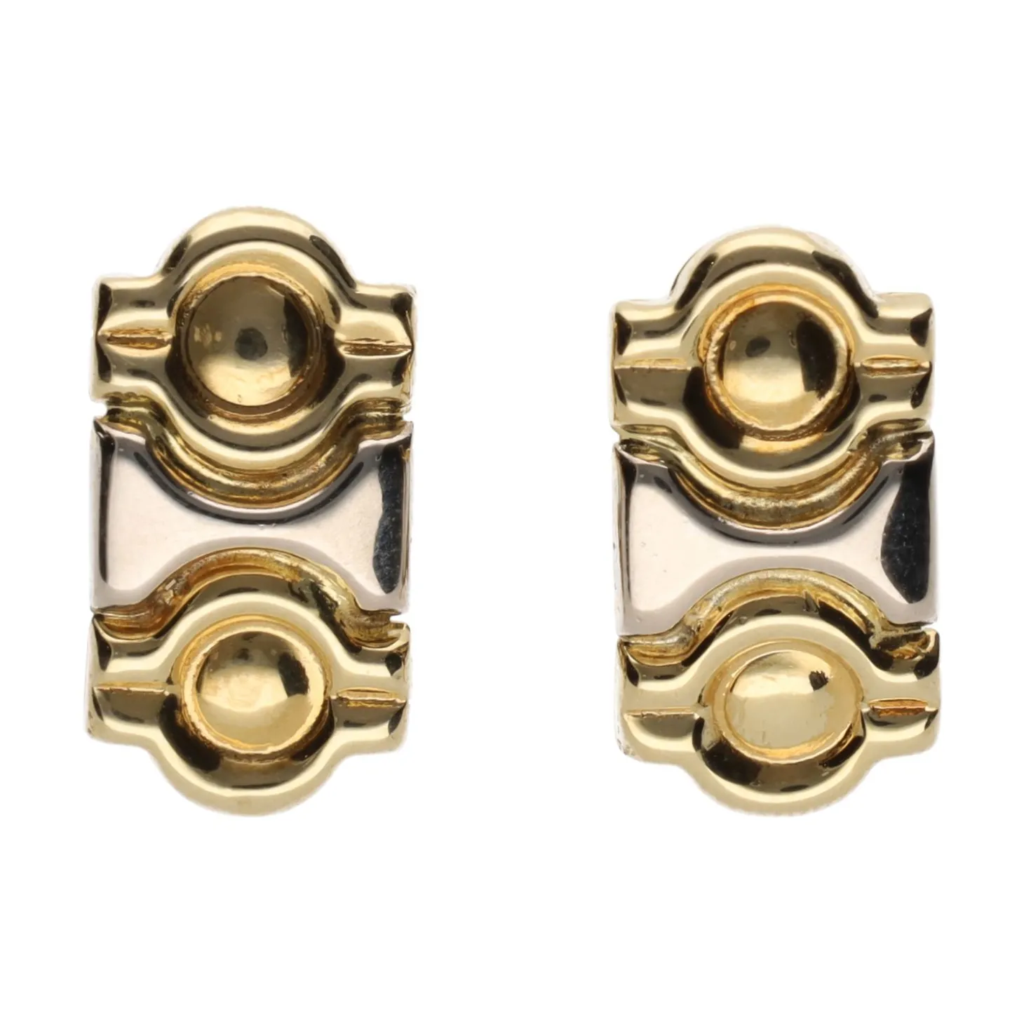 PENDIENTES Pendientes realizados en oro amarillo y oro blanco.