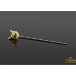 PISACORBATAS Alfiler de corbata realizado en oro amarillo.