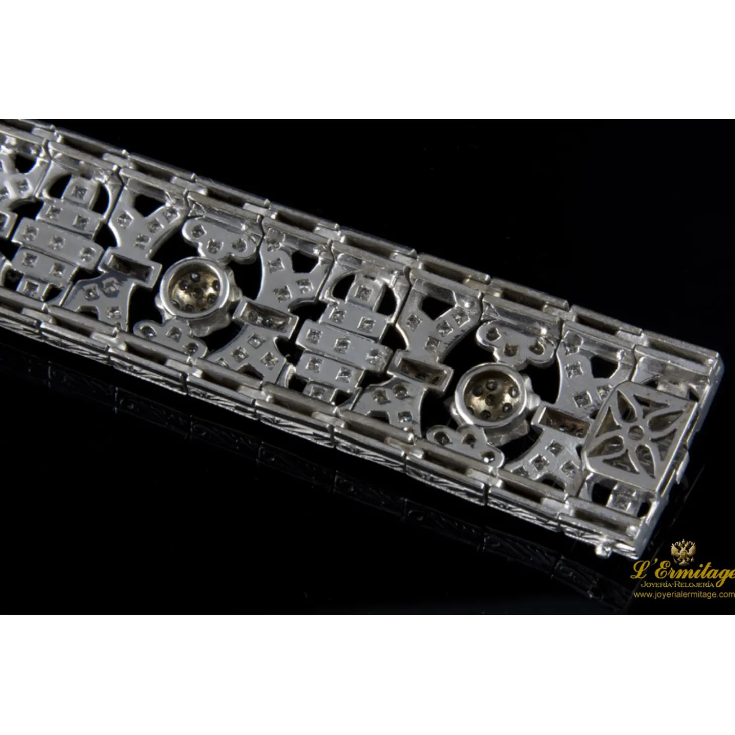 PULSERAS Pulsera ancha oro blanco y diamantes
