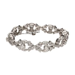 PULSERAS Pulsera antigua en platino y diamantes naturales.