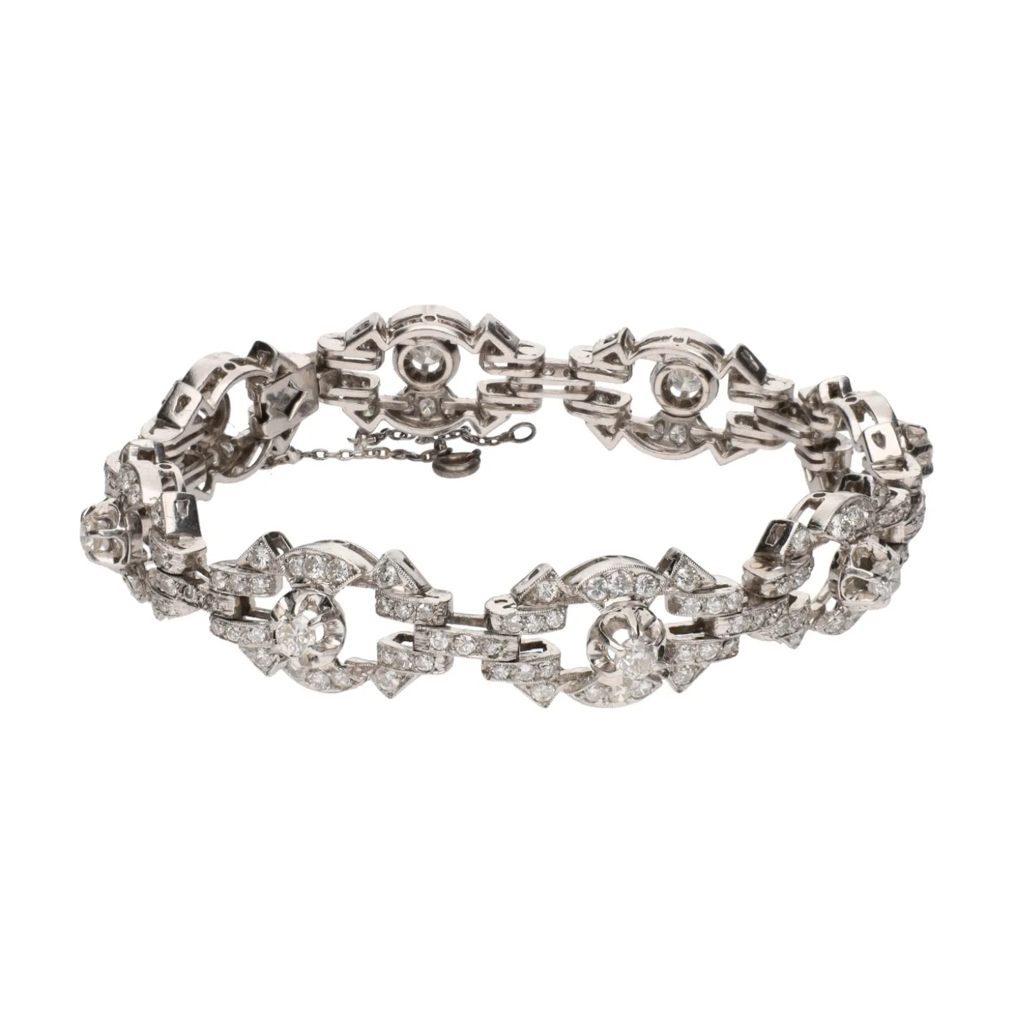 PULSERAS Pulsera antigua en platino y diamantes naturales.