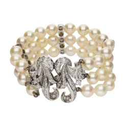 PULSERAS Pulsera de perlas con oro blanco y diamantes.