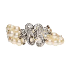 PULSERAS Pulsera de perlas con oro blanco y diamantes.