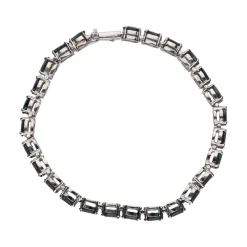 PULSERAS Pulsera en oro blanco con zafiros.