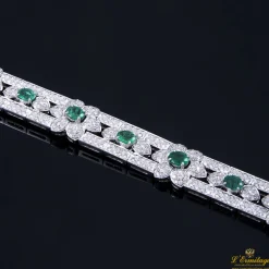PULSERAS Pulsera oro blanco esmeraldas y diamantes.
