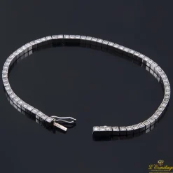 PULSERAS Pulsera riviere en oro blanco y diamantes.