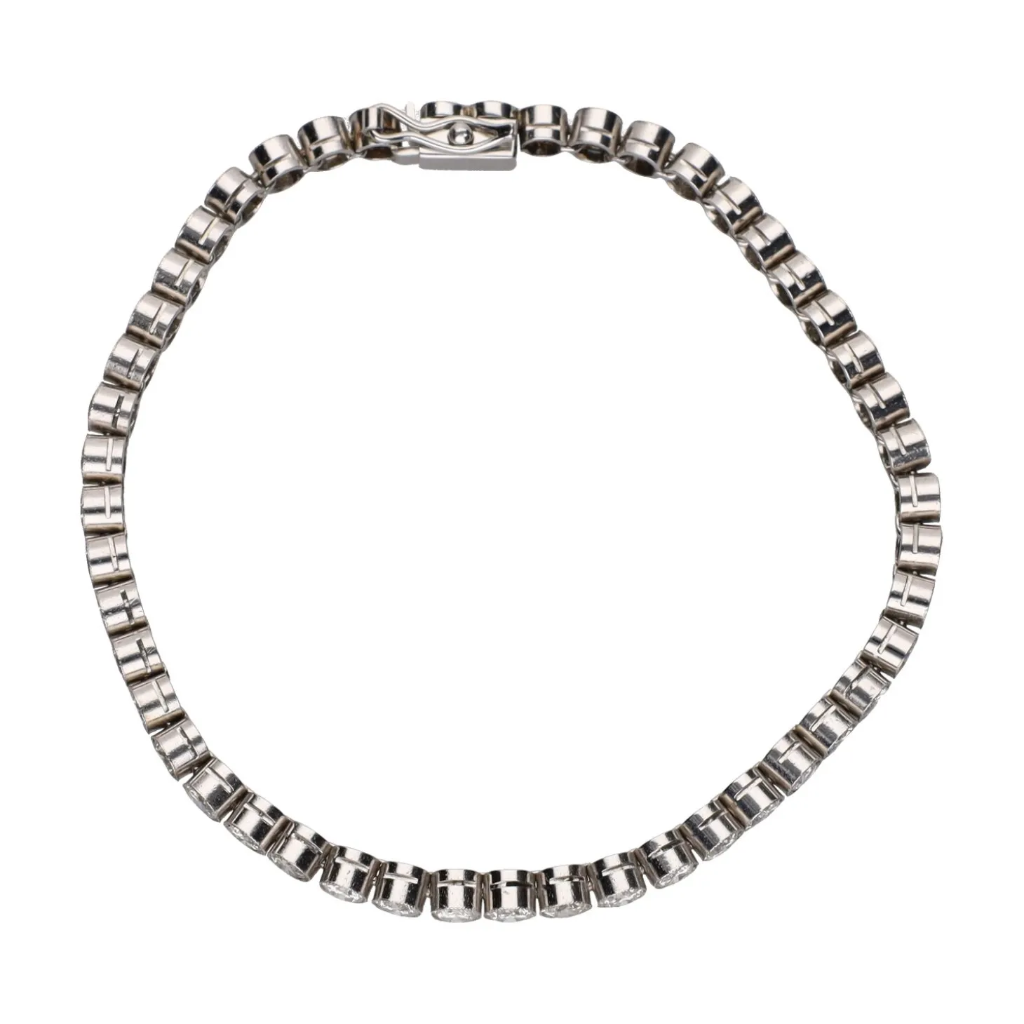 PULSERAS Pulsera riviere en oro blanco con brillantes.